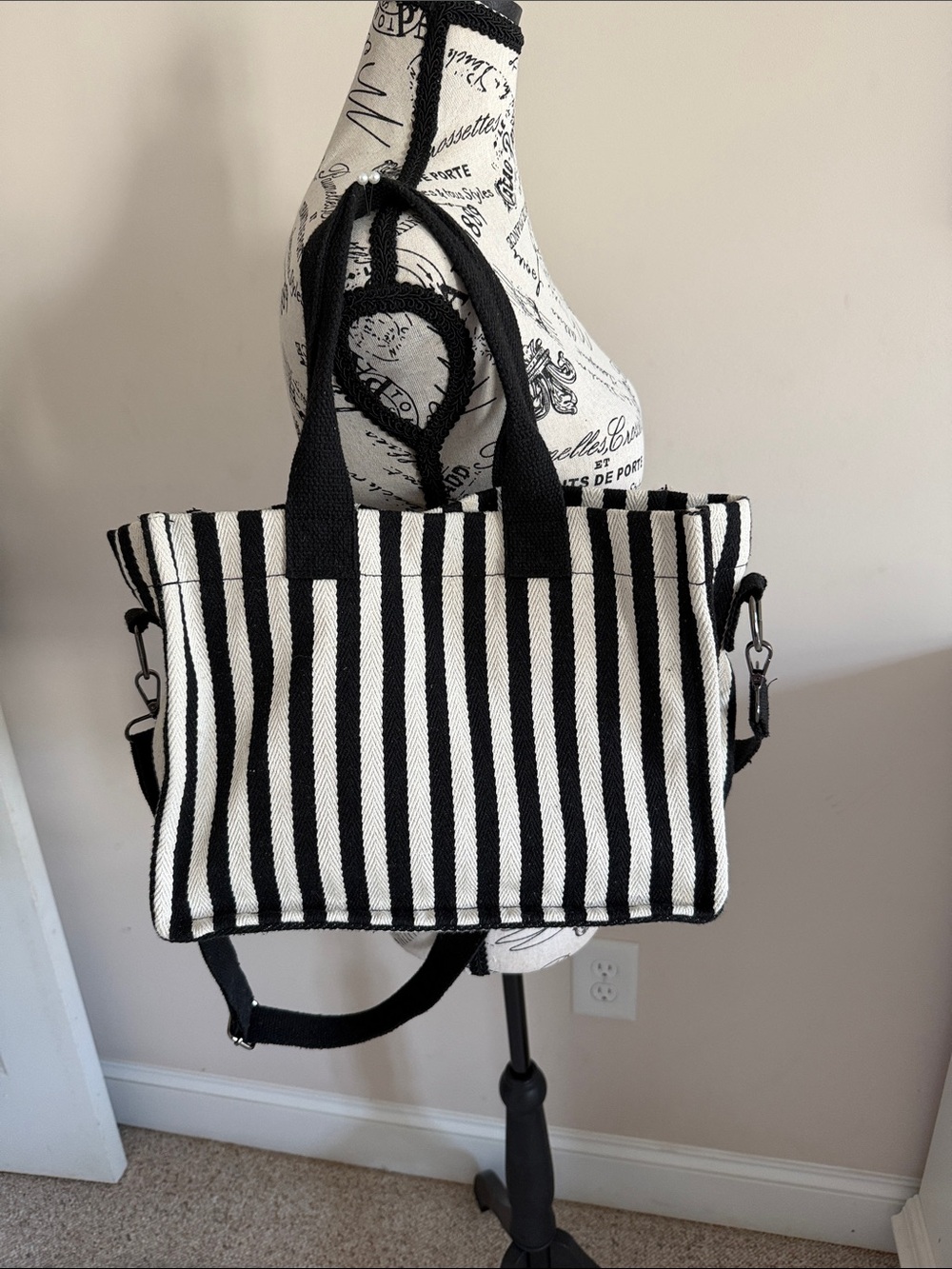 Striped Black & White Tote Bag with Front Pockets - Picture 4 of 4
